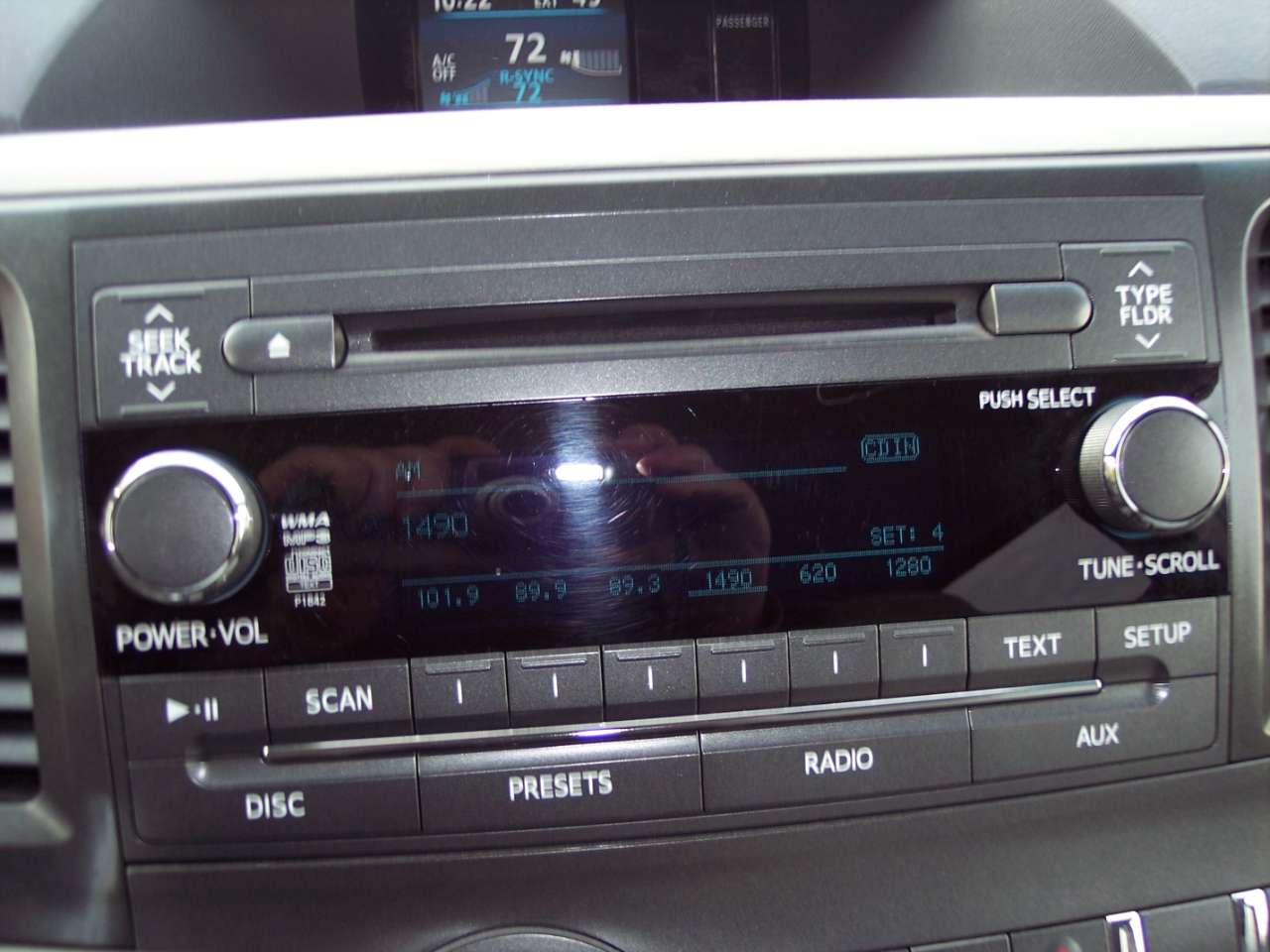 Toyota Sienna 5dr 7-Pass Van V6 LE FWD (Natl) 2013