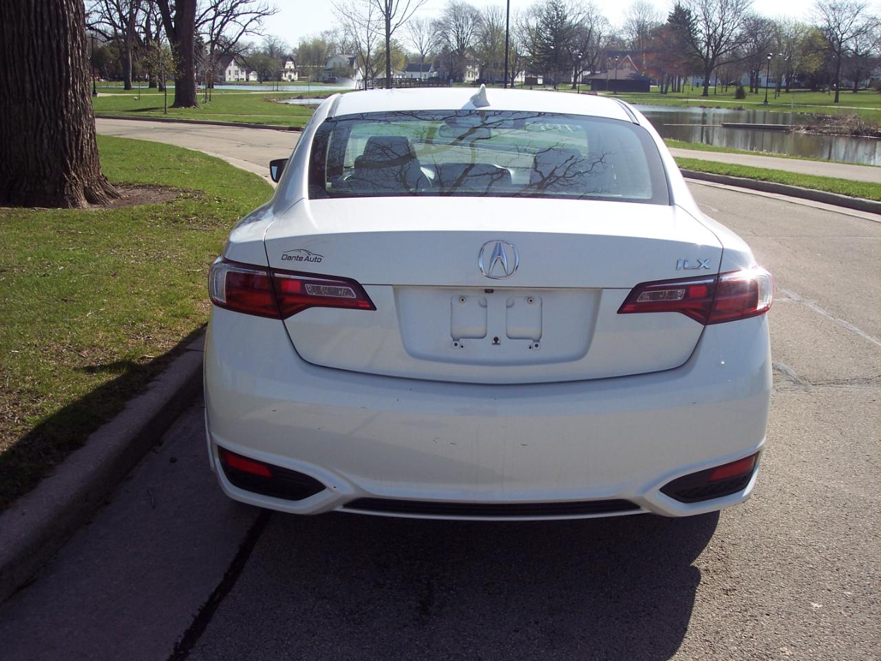 Acura ILX Sedan w/Technology Plus Pkg 2018