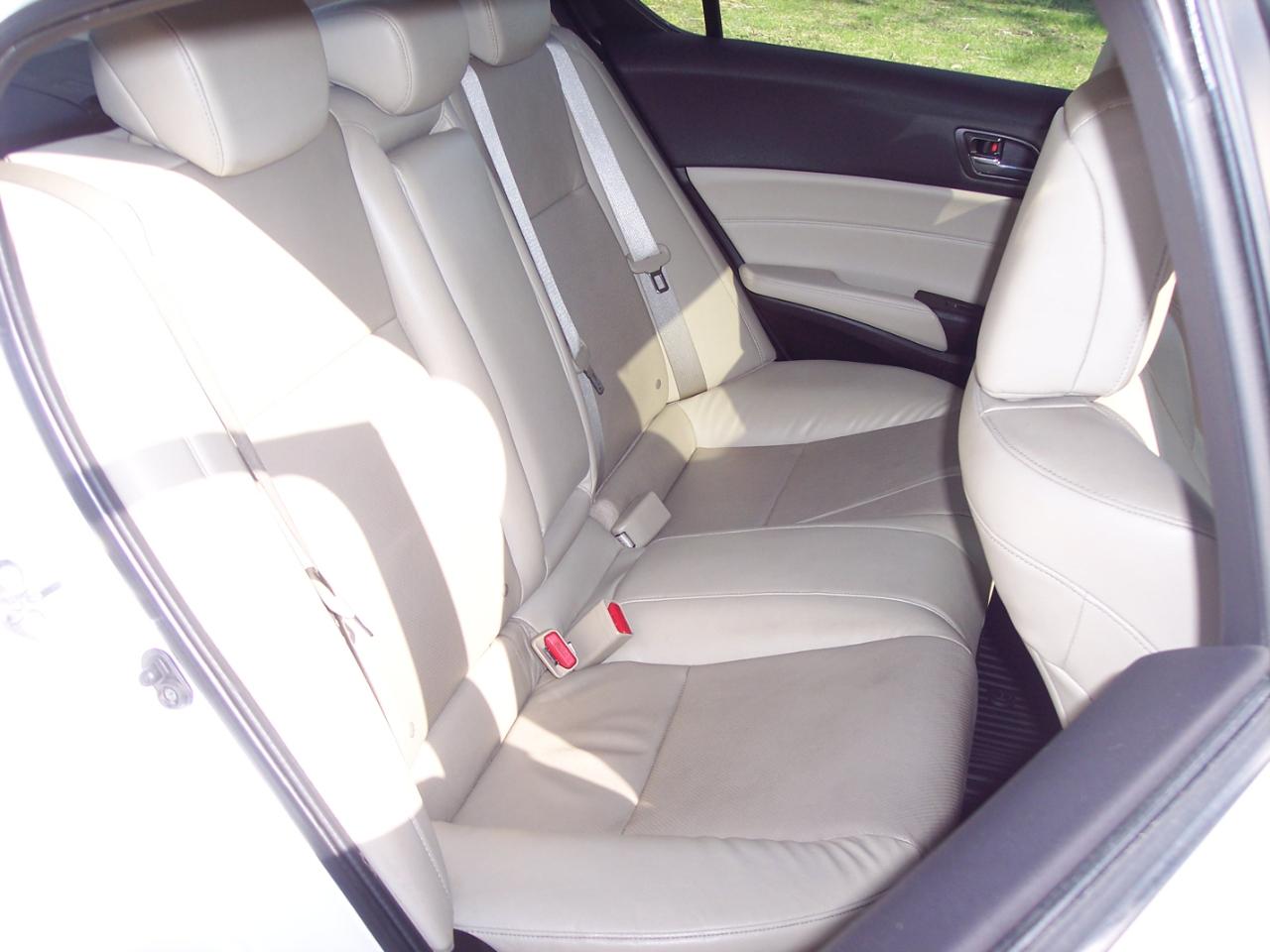 Acura ILX Sedan w/Technology Plus Pkg 2018