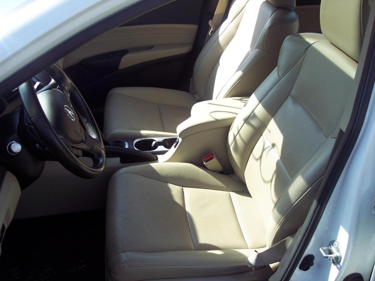 Acura ILX Sedan w/Technology Plus Pkg 2018