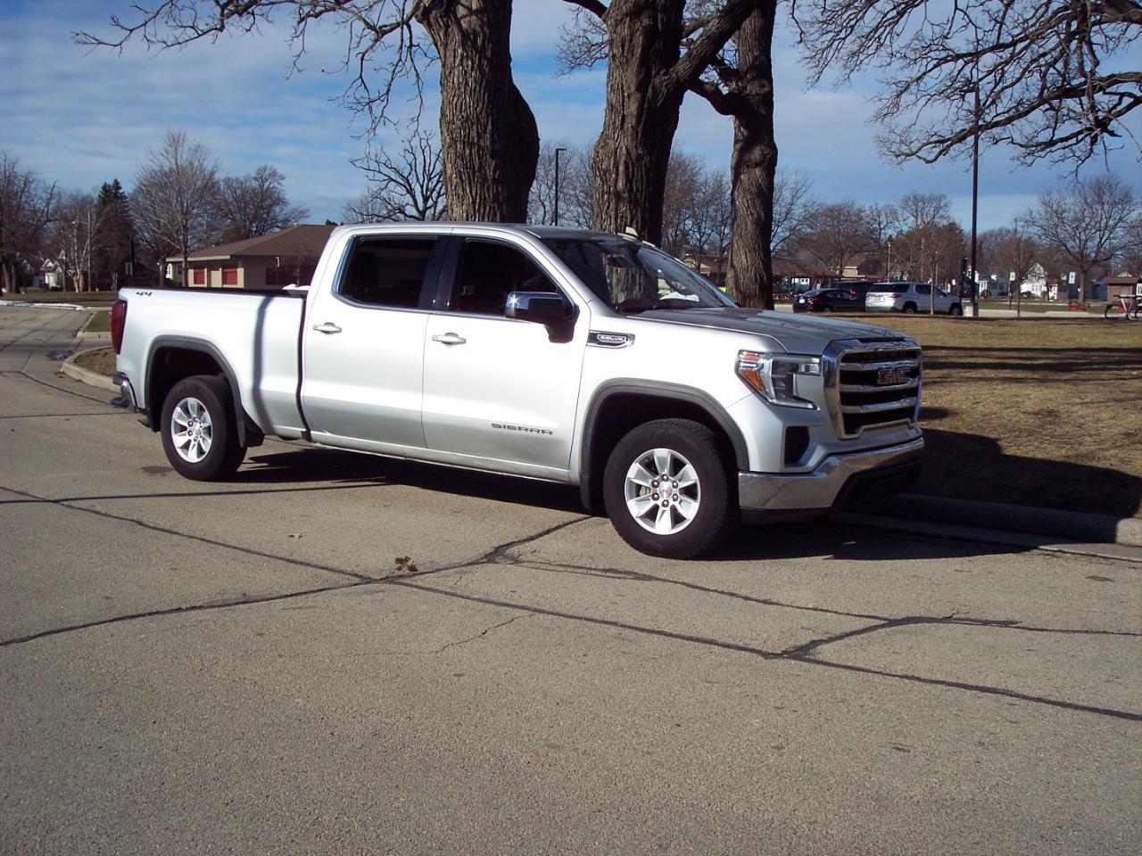 GMC Sierra 1500 4WD Crew Cab 157" SLE 2021