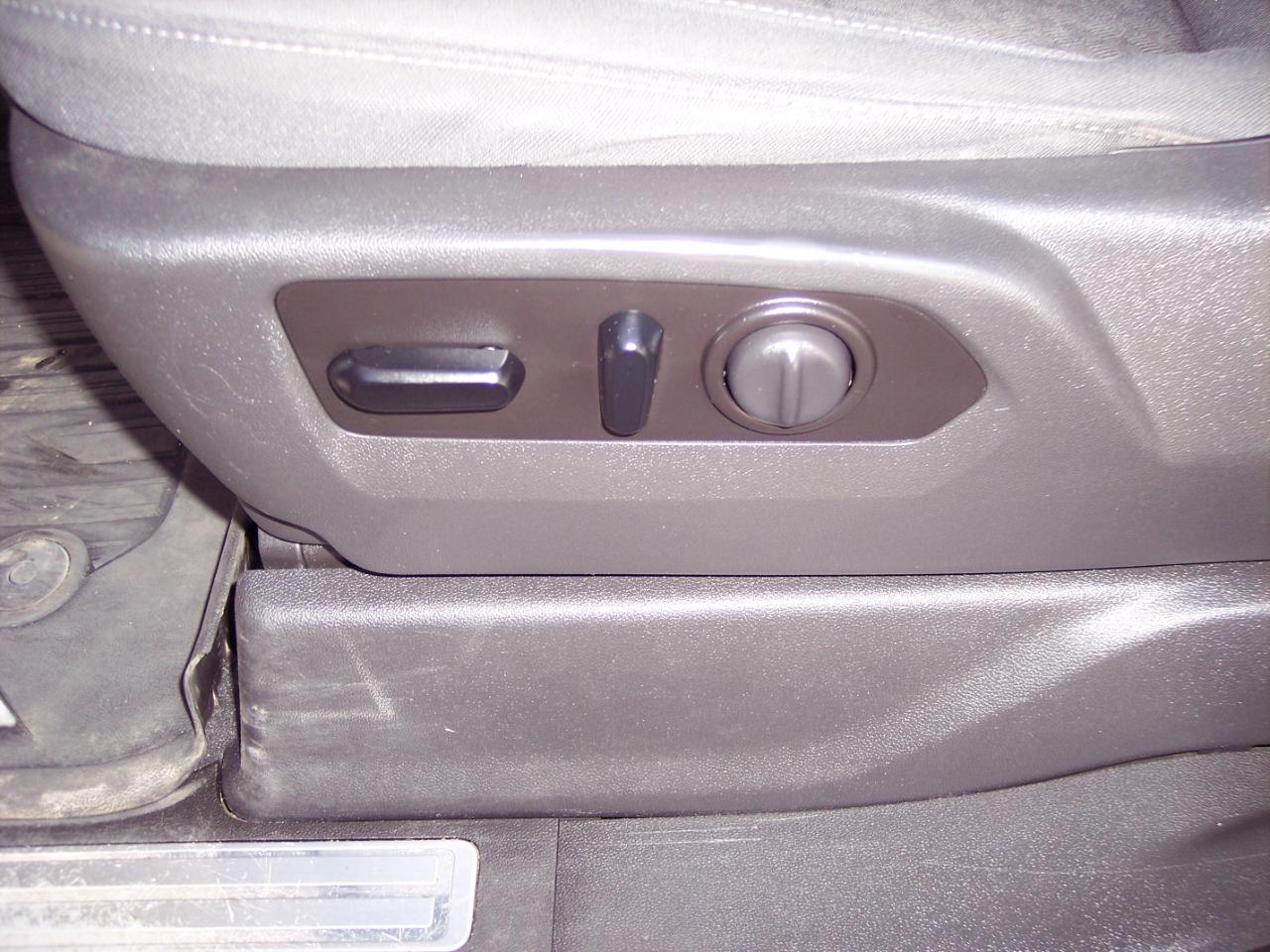 GMC Sierra 1500 4WD Crew Cab 157" SLE 2021