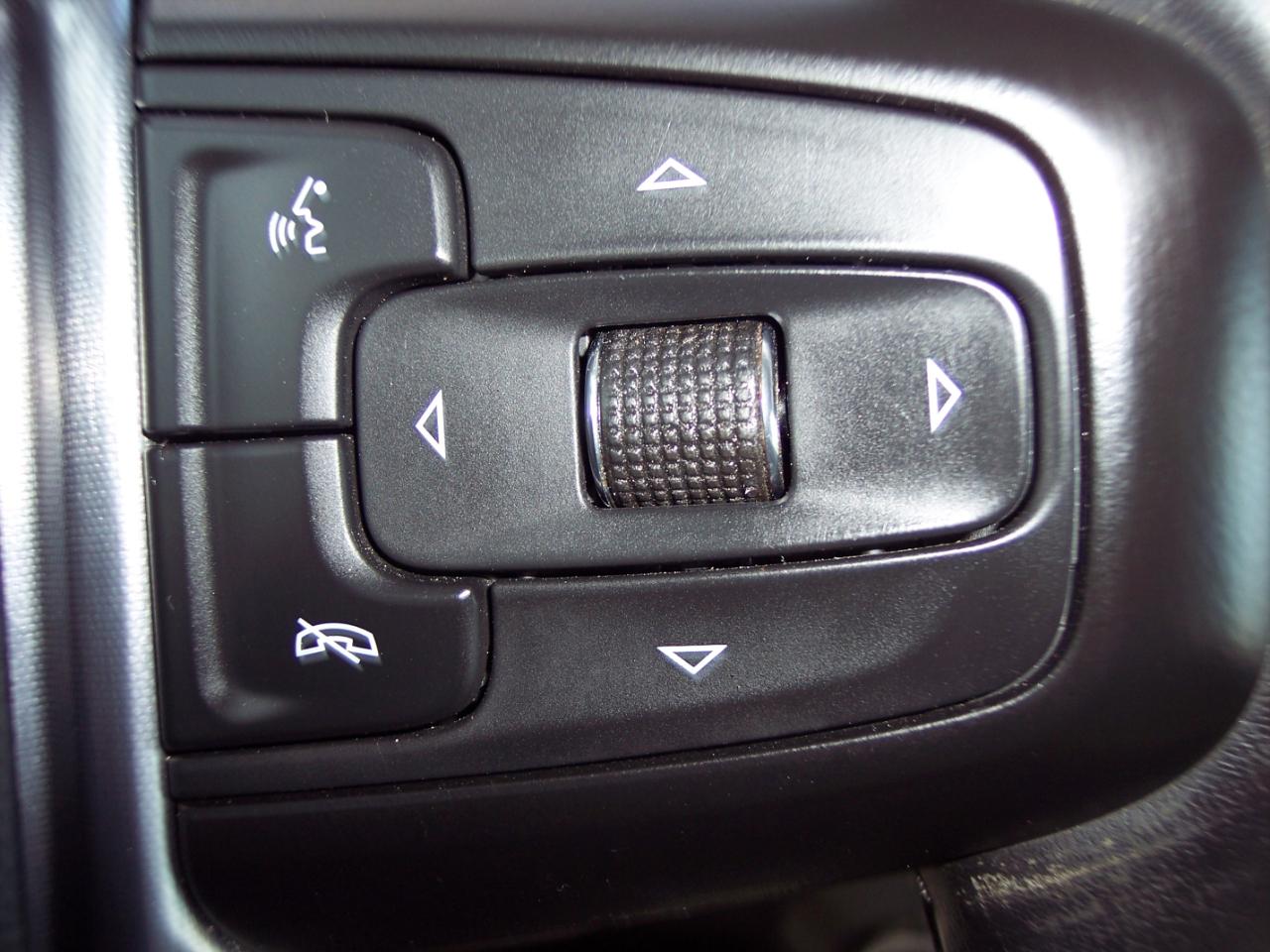 GMC Sierra 1500 4WD Crew Cab 157" SLE 2021