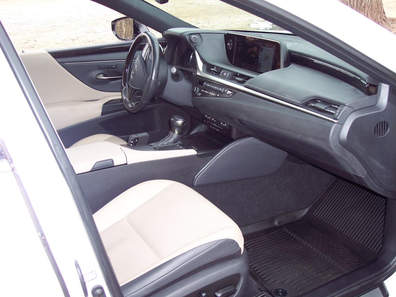 Lexus ES ES 350 FWD 2020