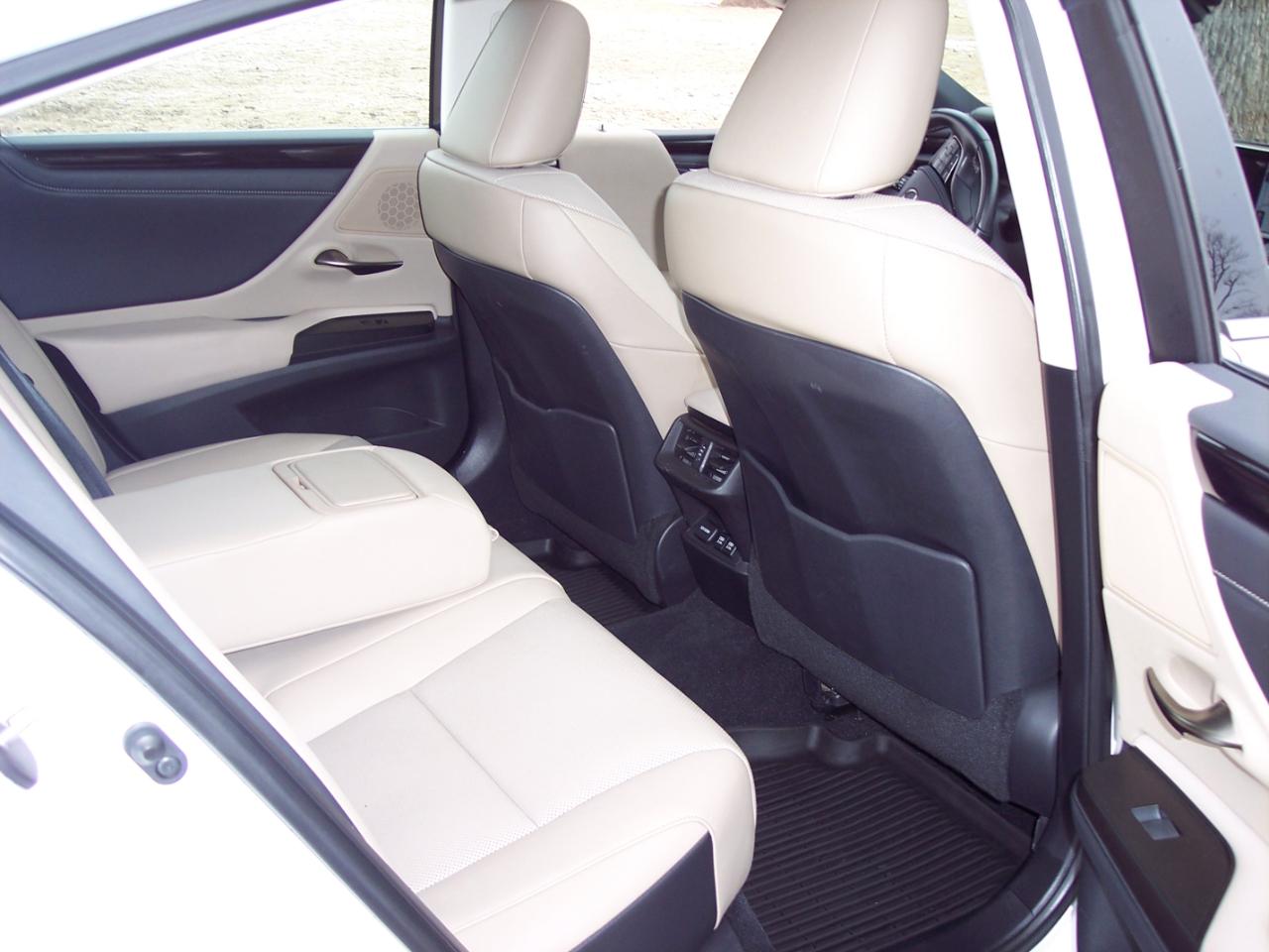 Lexus ES ES 350 FWD 2020