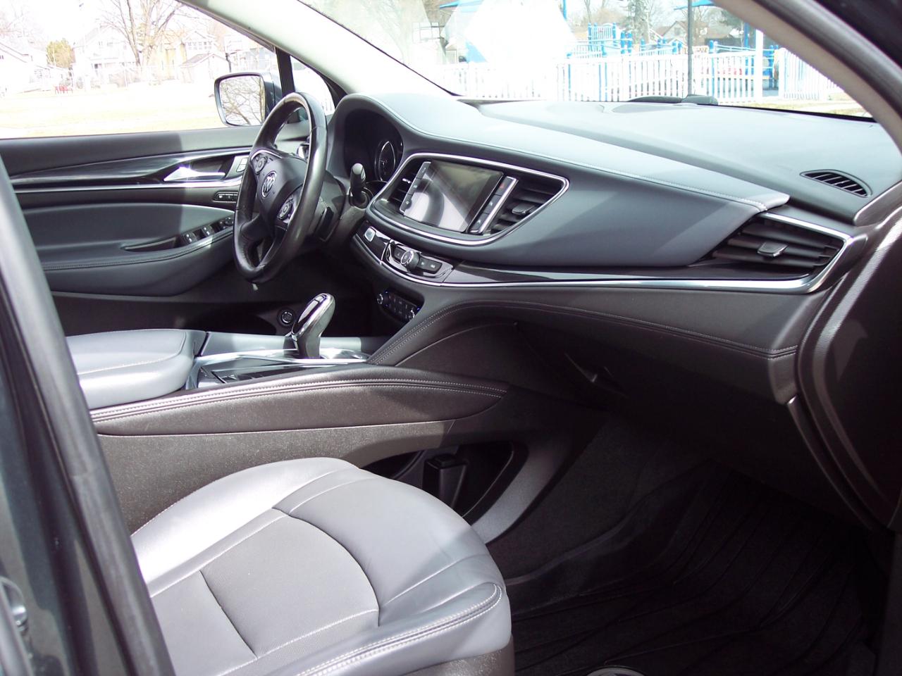 Buick Enclave AWD 4dr Premium 2018