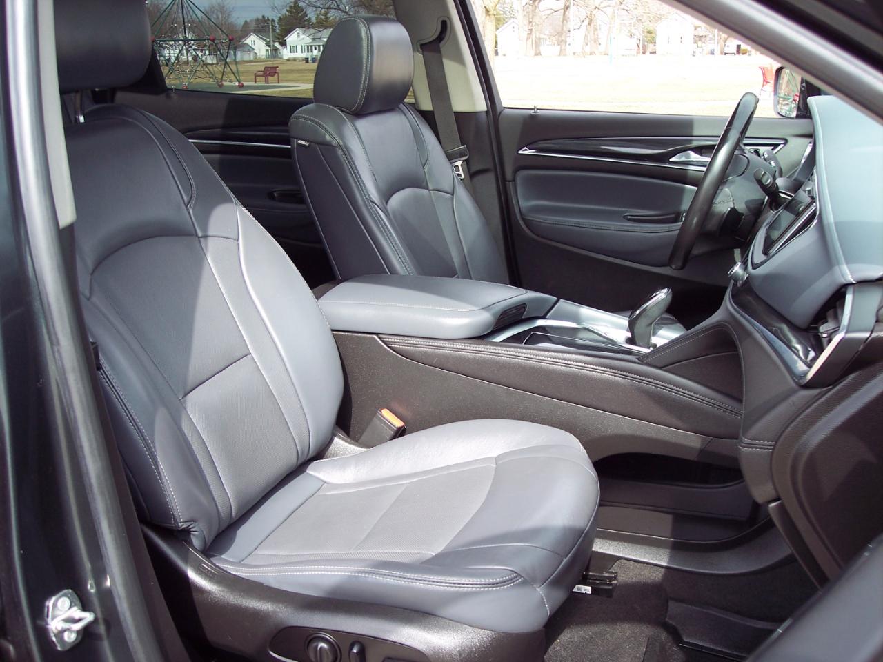 Buick Enclave AWD 4dr Premium 2018