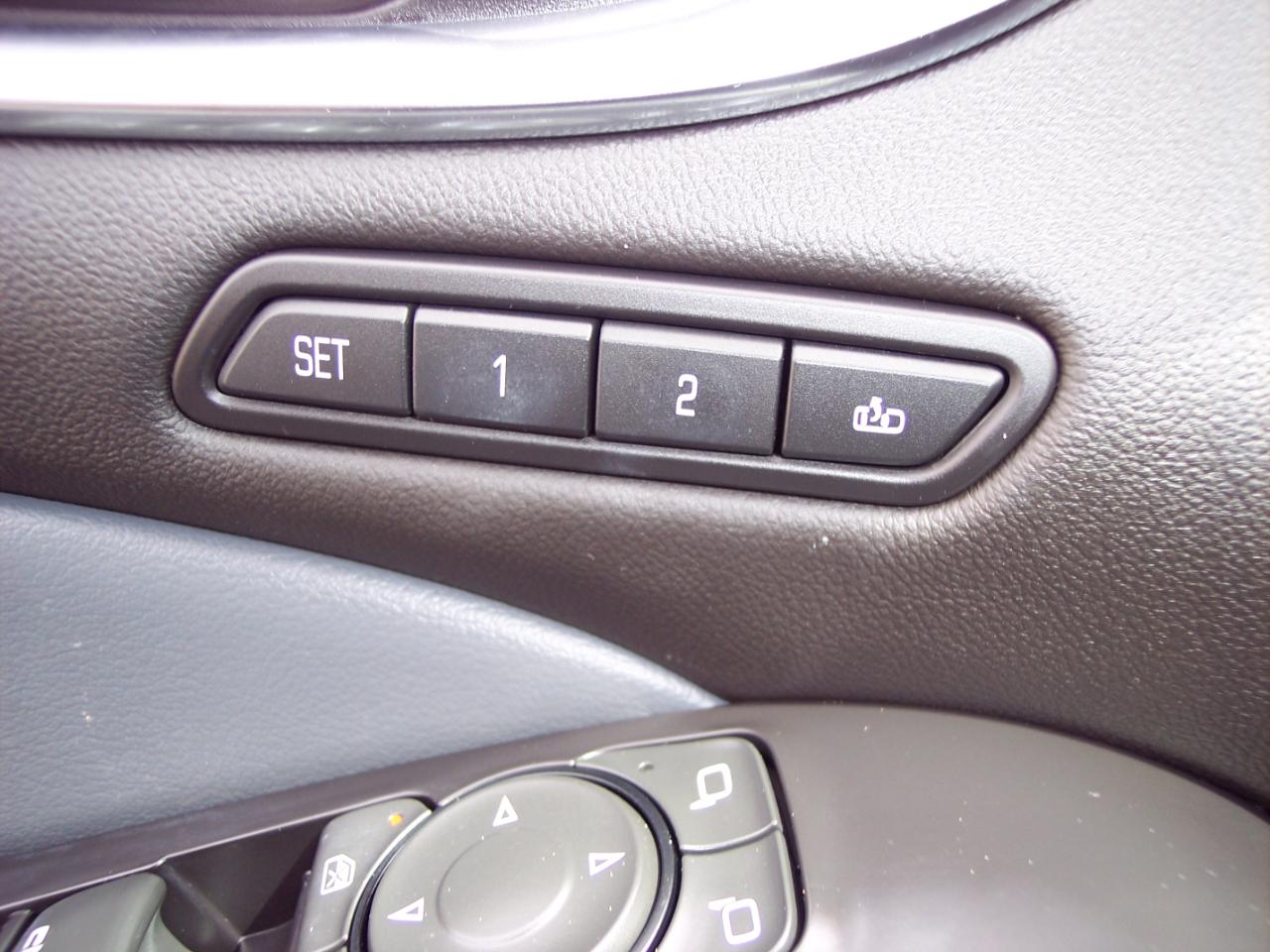 Buick Enclave AWD 4dr Premium 2018