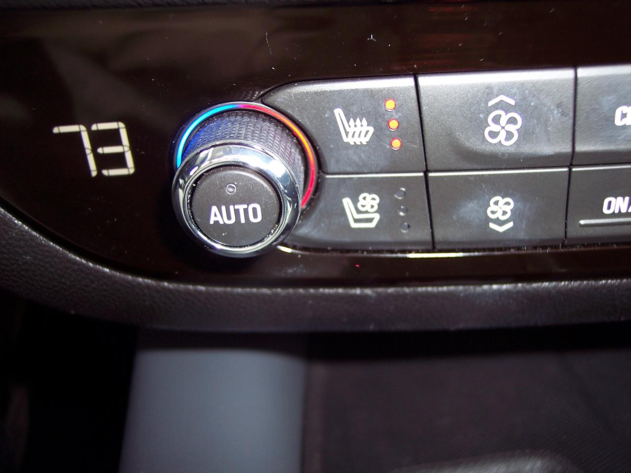 Buick Enclave AWD 4dr Premium 2018