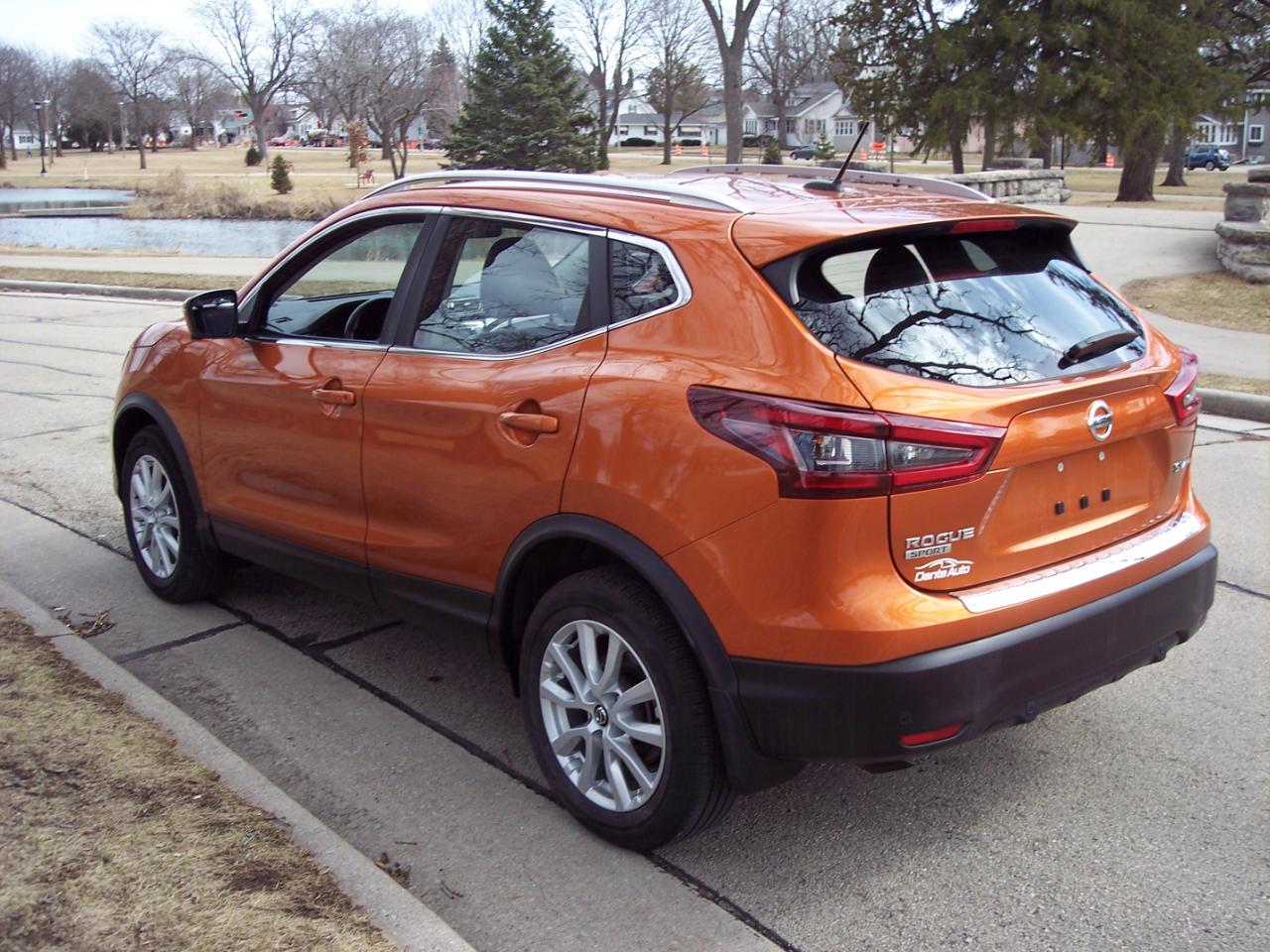 Nissan Rogue Sport AWD SV 2022