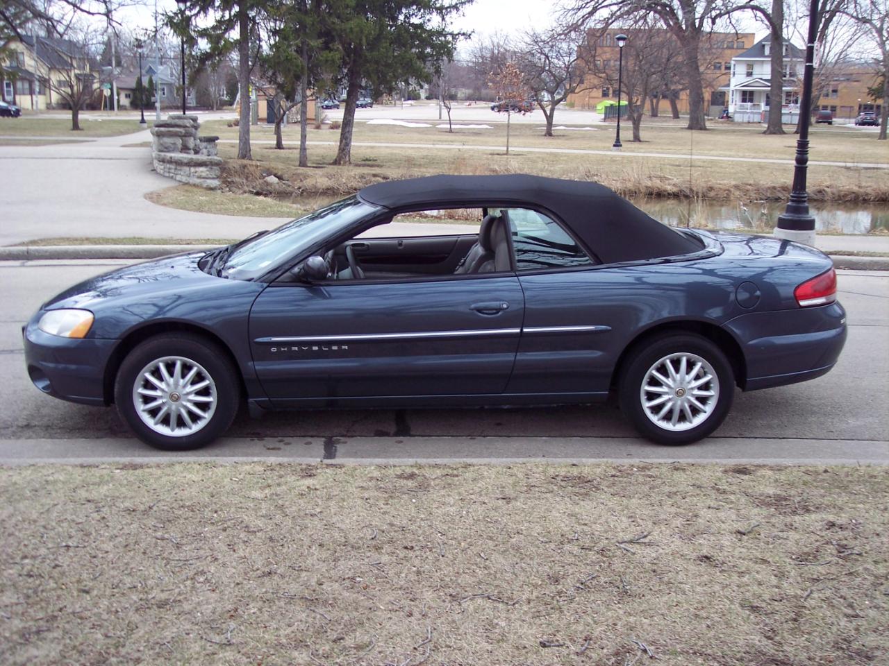 Chrysler Sebring 2dr Convertible LXi 2001