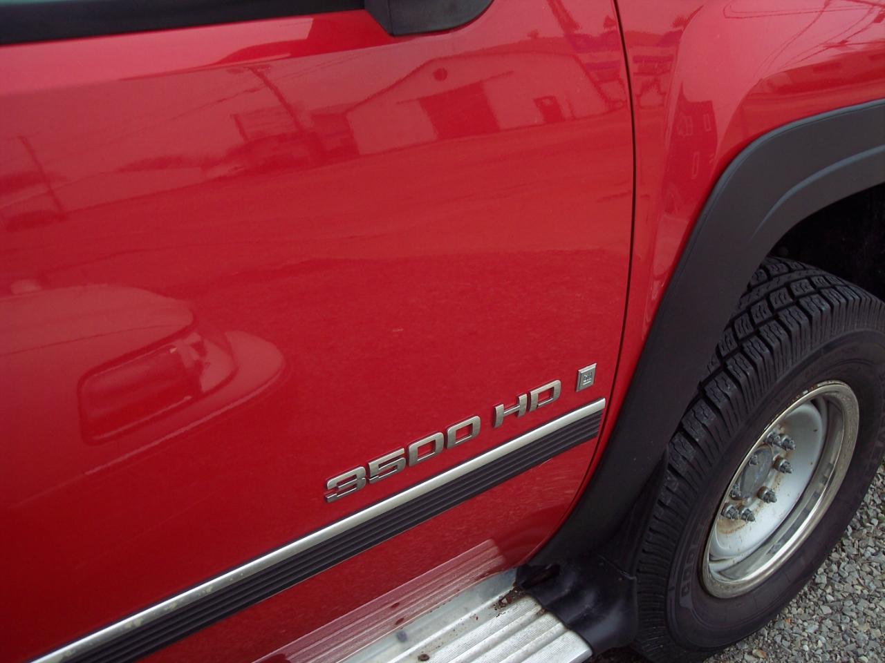 Chevrolet Silverado 3500HD 4WD Reg Cab 133" SRW Work Truck 2009