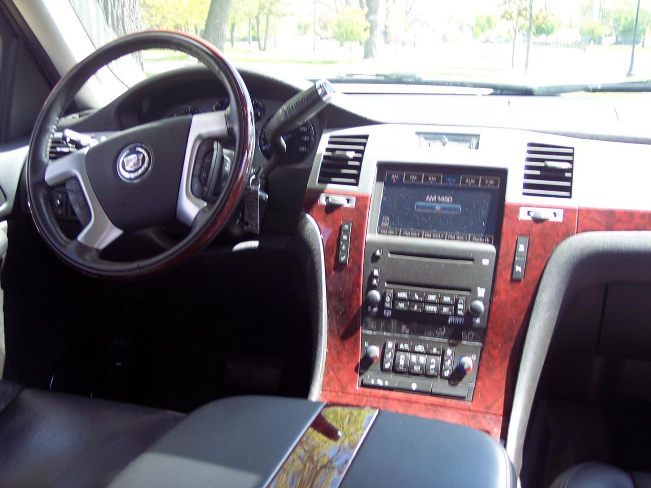 Cadillac Escalade ESV AWD 4dr 2008