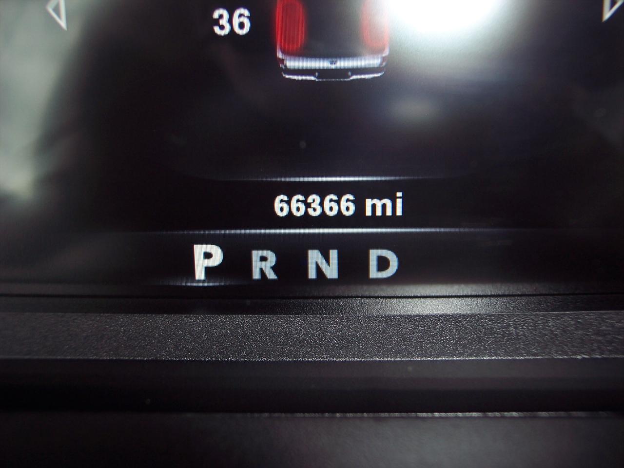 RAM 1500 4WD Quad Cab 140.5" Laramie 2014