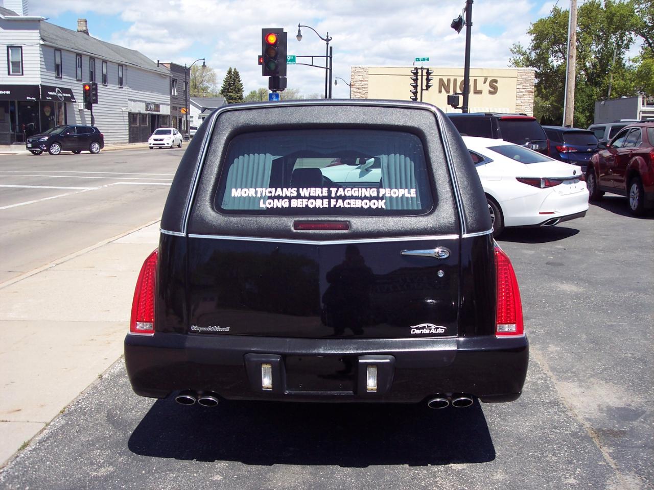 Cadillac DTS Professional 4dr Sdn Funeral Coach 2007