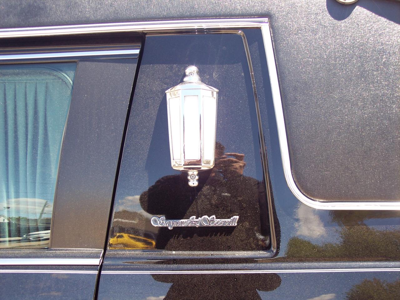 Cadillac DTS Professional 4dr Sdn Funeral Coach 2007