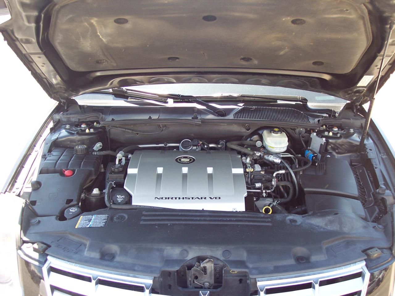 Cadillac DTS Professional 4dr Sdn Funeral Coach 2007