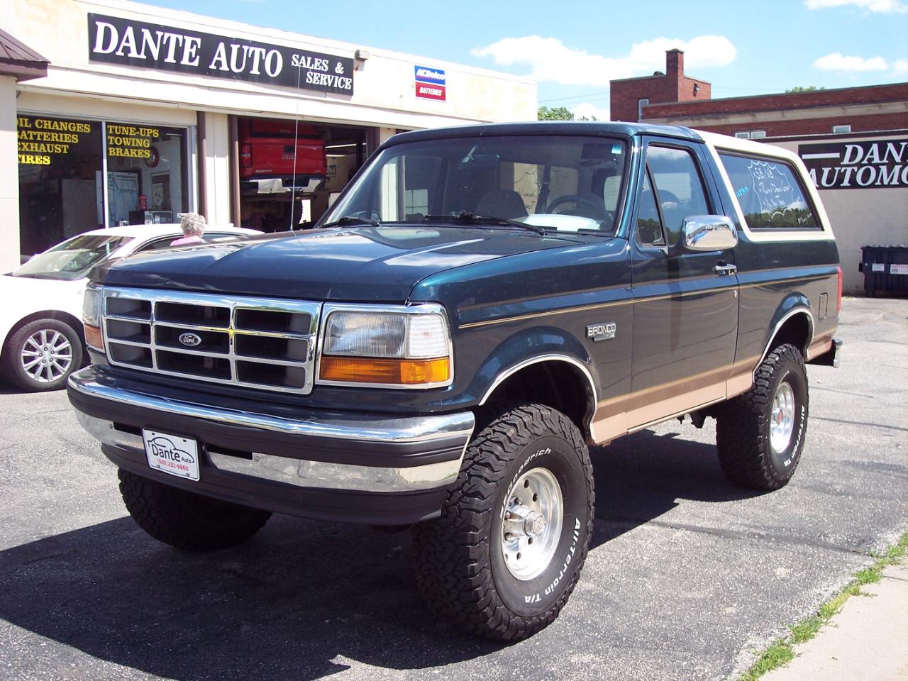 Ford Bronco 105" WB Eddie Bauer 1994