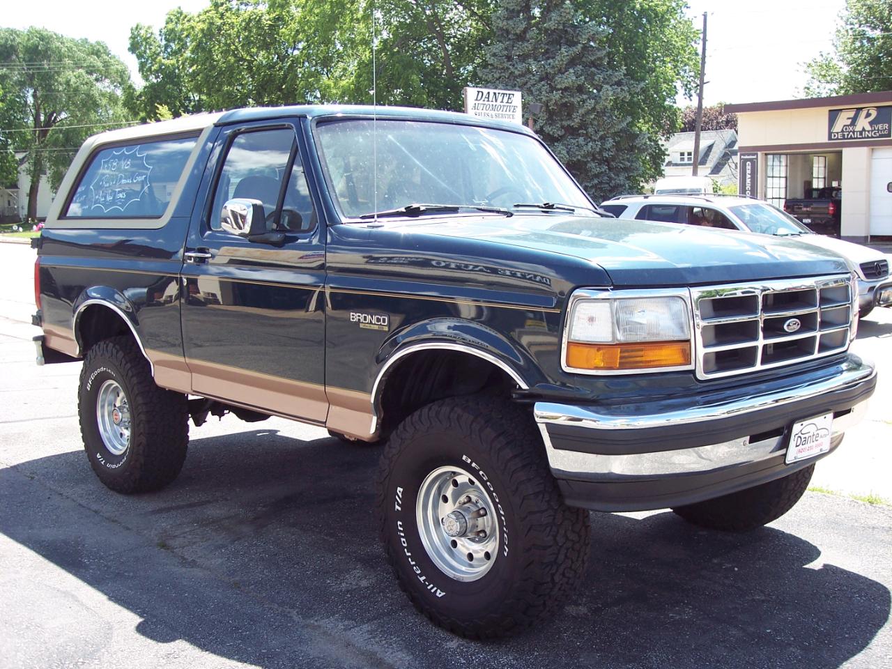 Ford Bronco 105" WB Eddie Bauer 1994