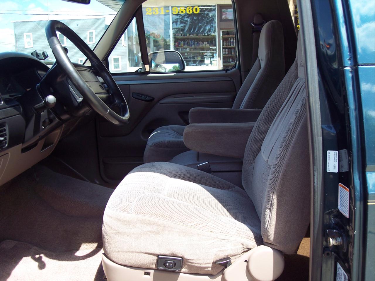 Ford Bronco 105" WB Eddie Bauer 1994