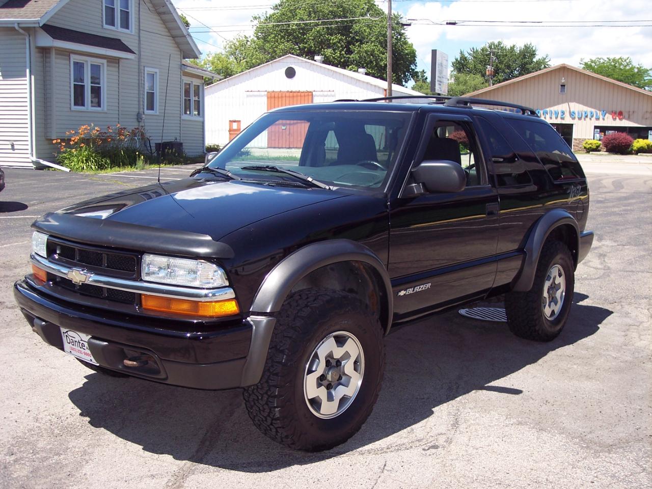 Chevrolet Blazer 2dr 4WD LS 2004