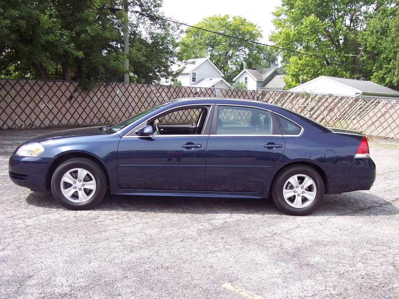 Chevrolet Impala 4dr Sdn LS Retail 2012