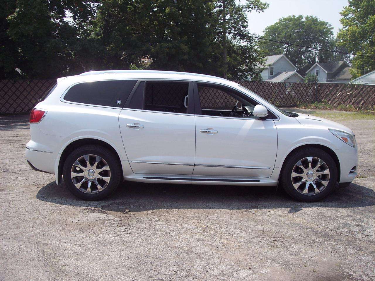 Buick Enclave AWD 4dr Premium 2016
