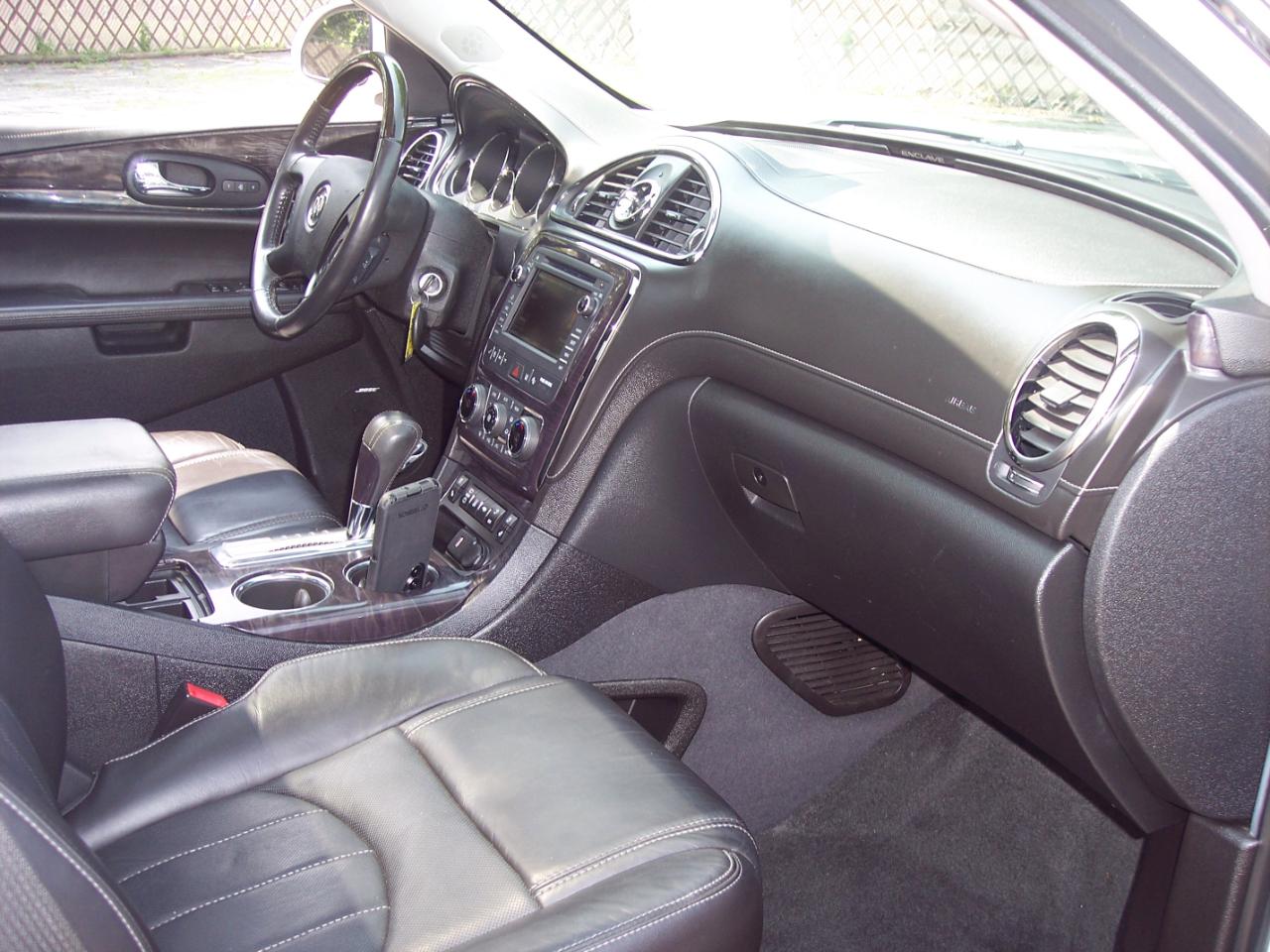 Buick Enclave AWD 4dr Premium 2016