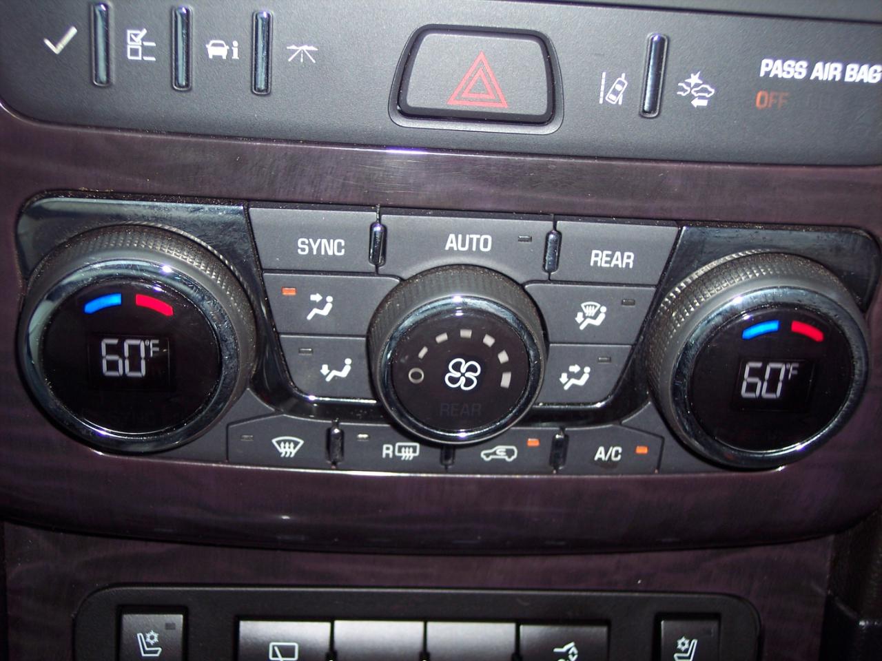 Buick Enclave AWD 4dr Premium 2016