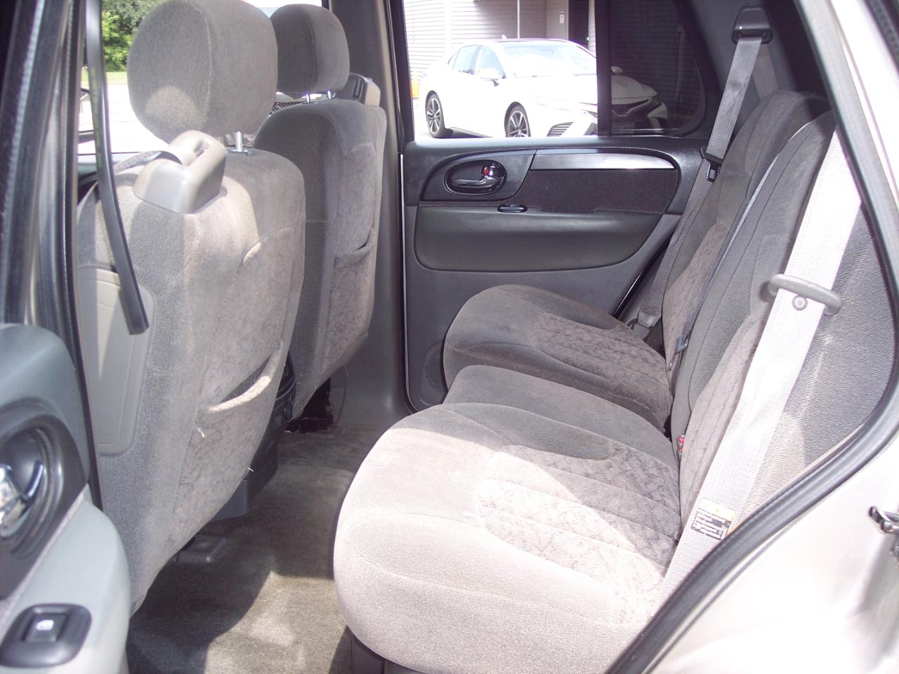 GMC Envoy 4dr 4WD SLE 2002