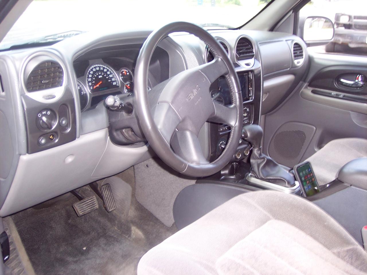 GMC Envoy 4dr 4WD SLE 2002