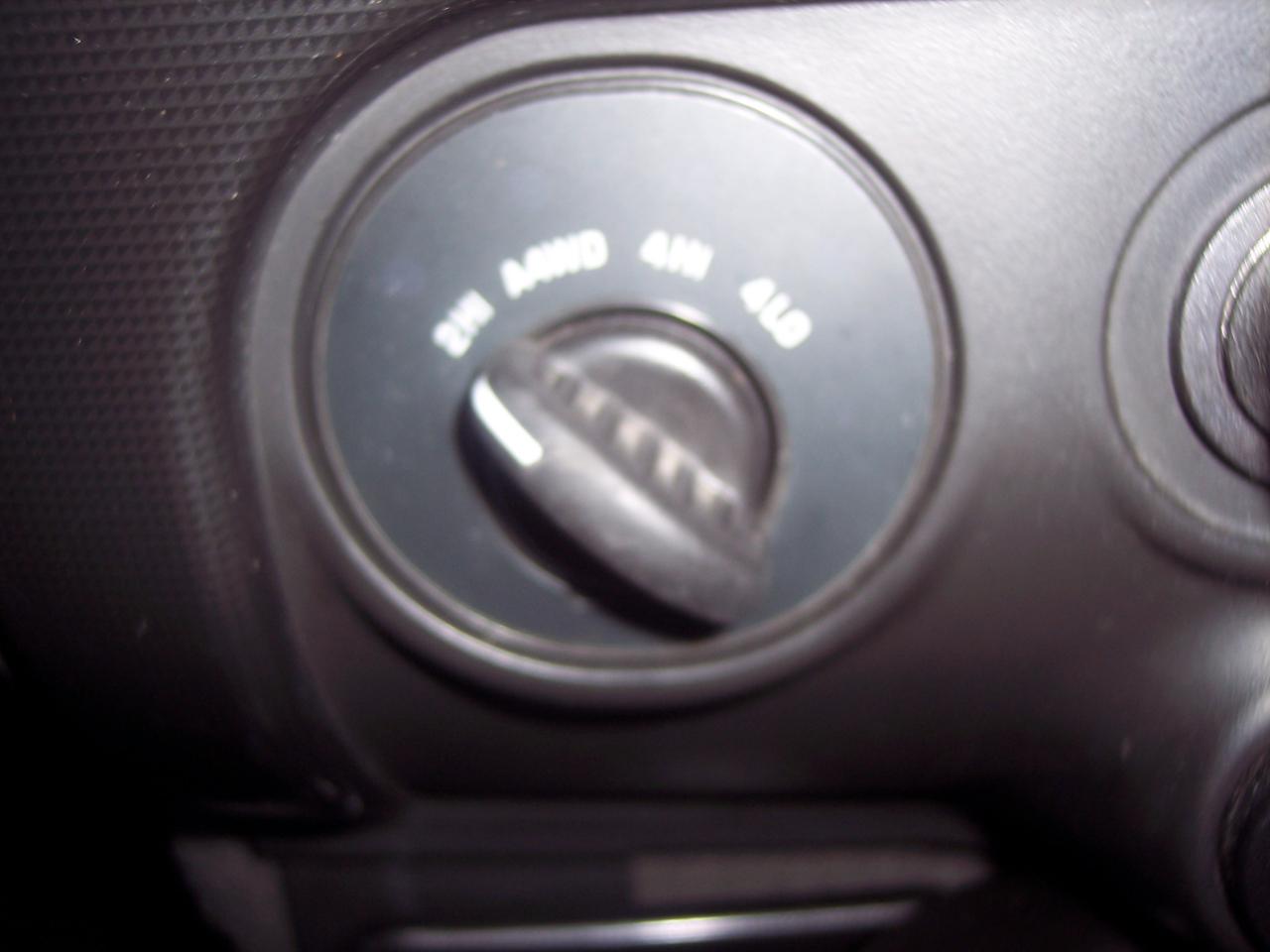 GMC Envoy 4dr 4WD SLE 2002