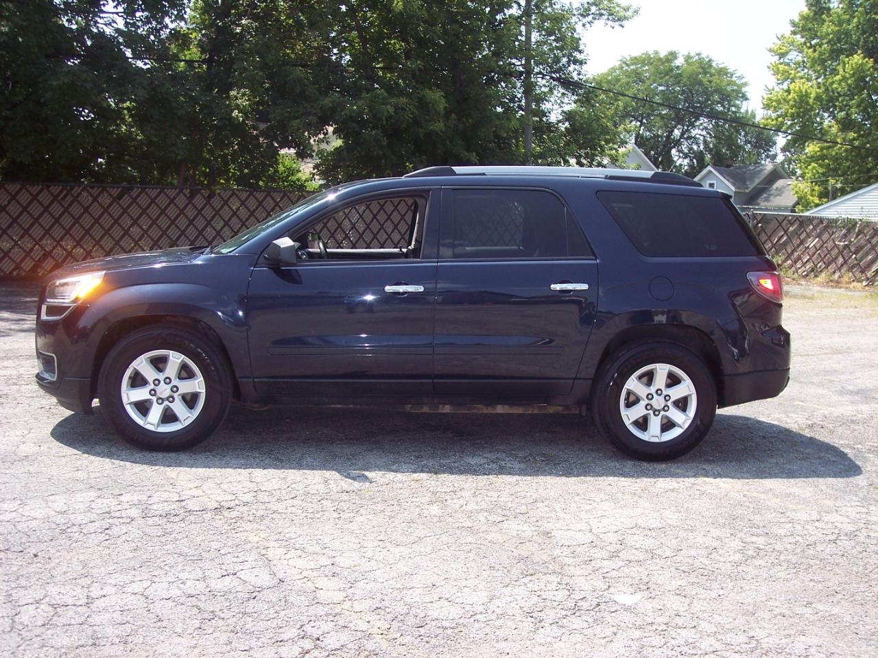 GMC Acadia AWD 4dr SLE w/SLE-2 2016