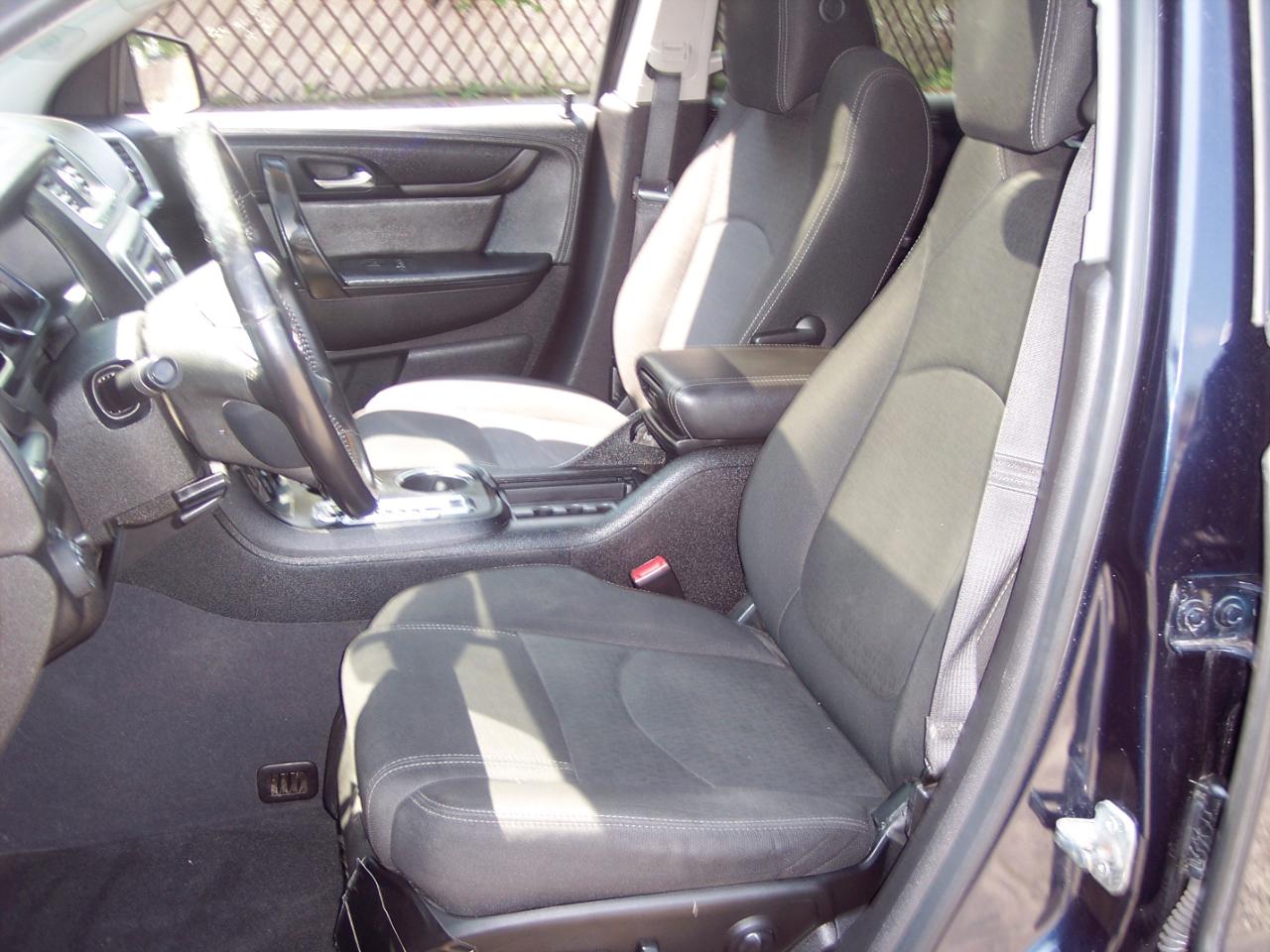 GMC Acadia AWD 4dr SLE w/SLE-2 2016