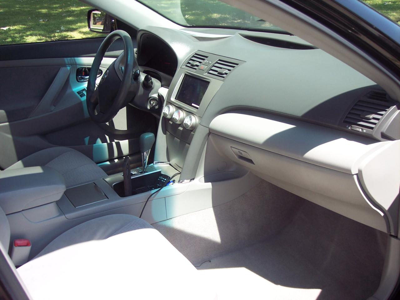 Toyota Camry 4dr Sdn V6 Auto XLE (Natl) 2011