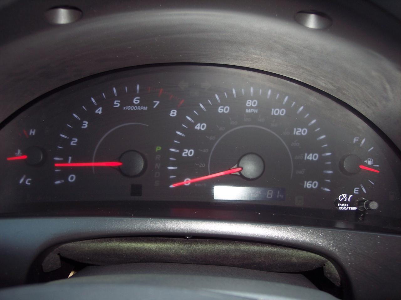 Toyota Camry 4dr Sdn V6 Auto XLE (Natl) 2011
