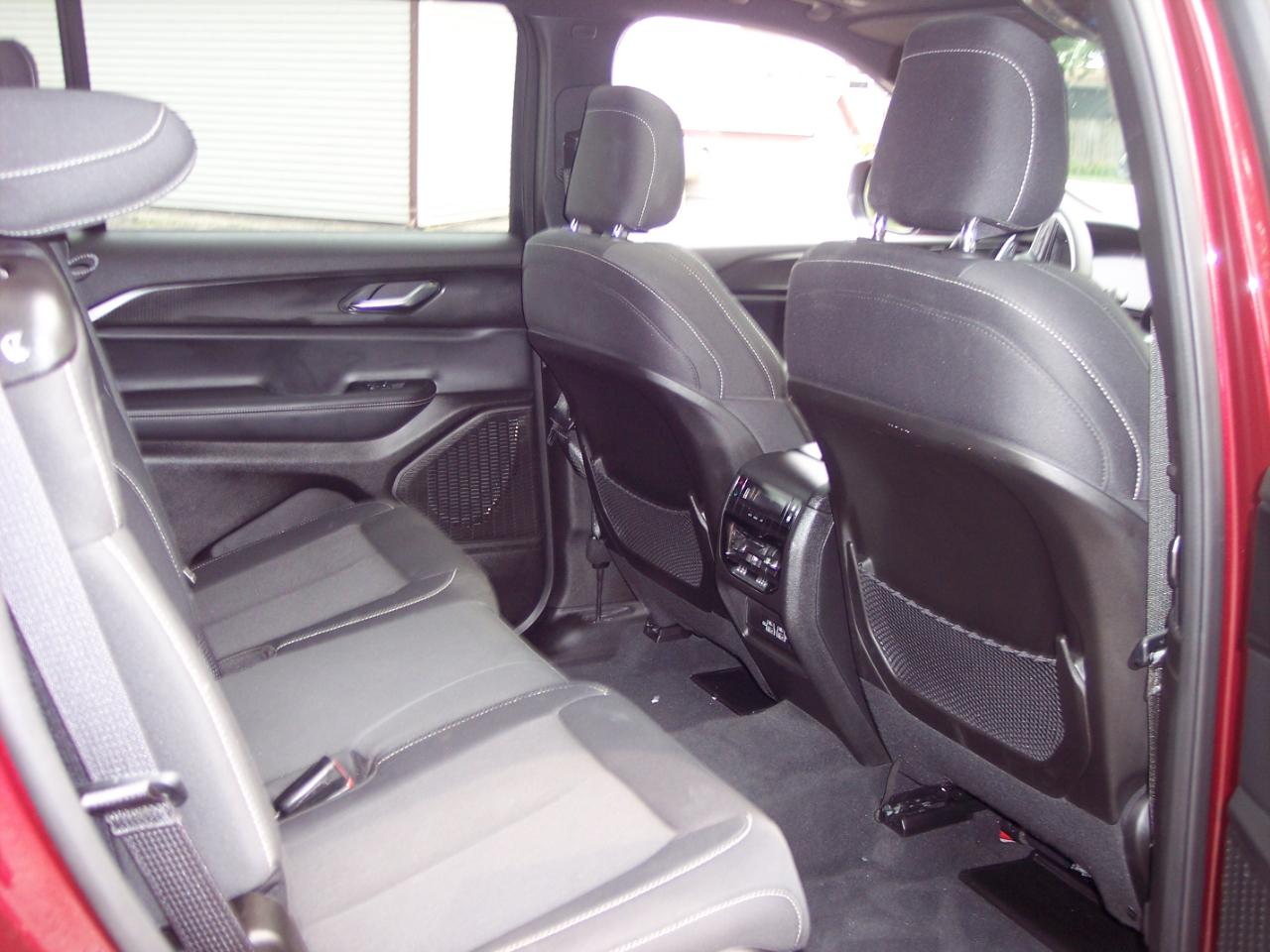 Jeep Grand Cherokee L Laredo X 4x4 2024