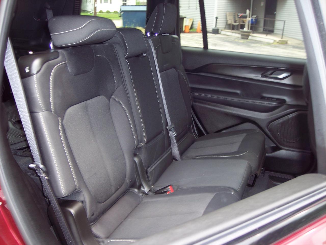 Jeep Grand Cherokee L Laredo X 4x4 2024