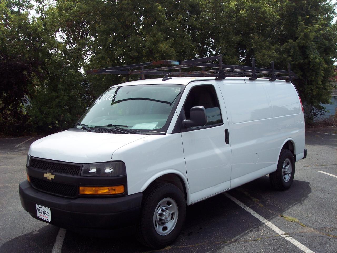 2019 Chevrolet Express Cargo Van RWD 2500 135"