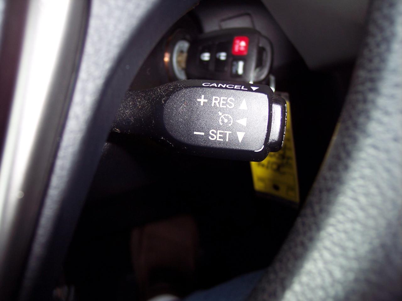 Toyota RAV4 FWD 4dr LE (Natl) 2014