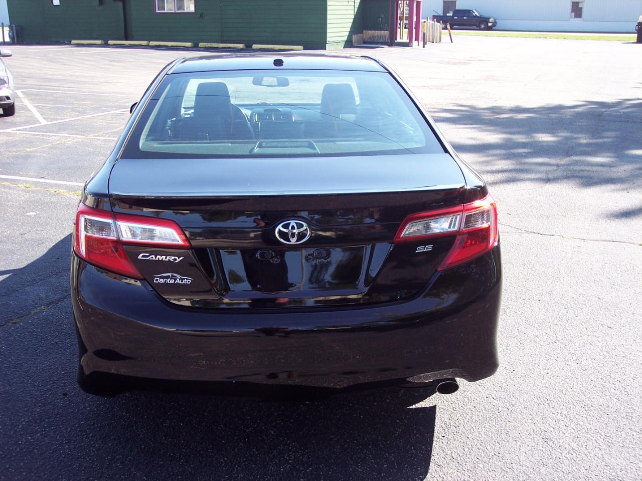 Toyota Camry 2014.5 4dr Sdn I4 Auto SE Sport (Natl) 2014