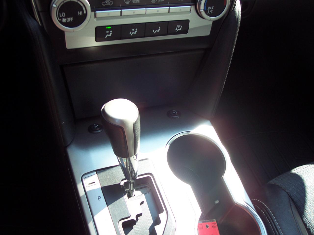 Toyota Camry 2014.5 4dr Sdn I4 Auto SE Sport (Natl) 2014