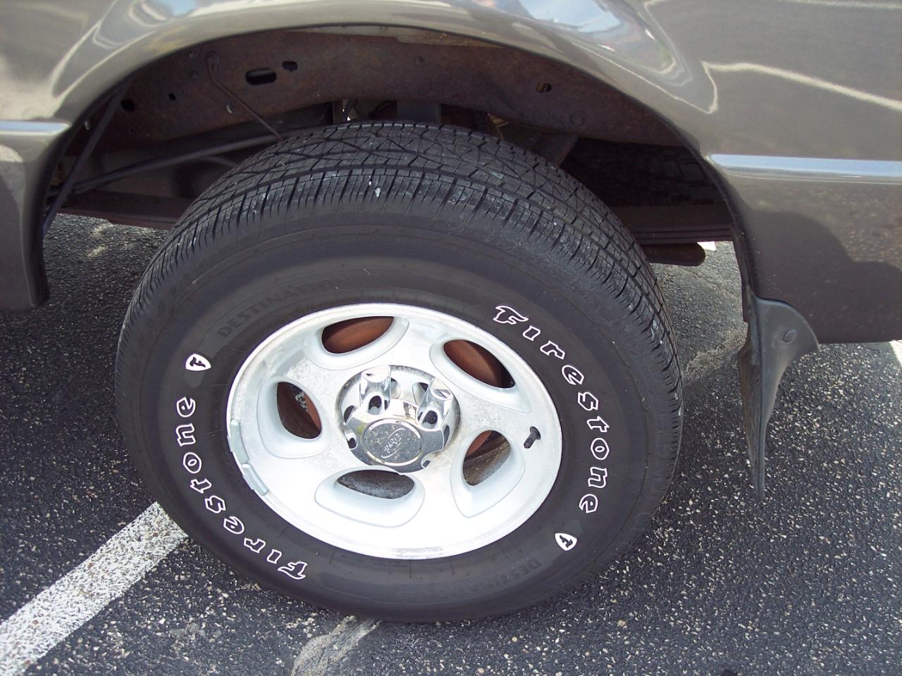 Ford Ranger 2dr Supercab 126" WB XLT 4WD 2005