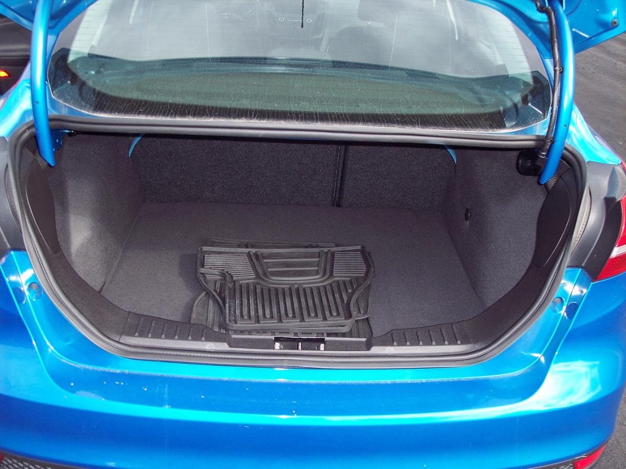 Ford Focus 4dr Sdn SE 2016