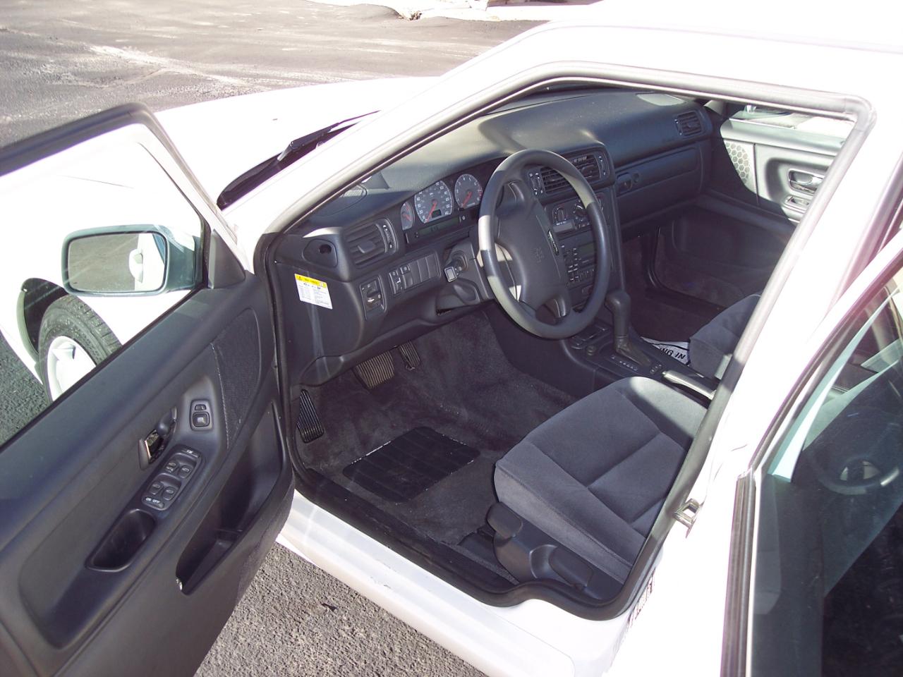 Volvo S70 4dr Sdn Auto 1998