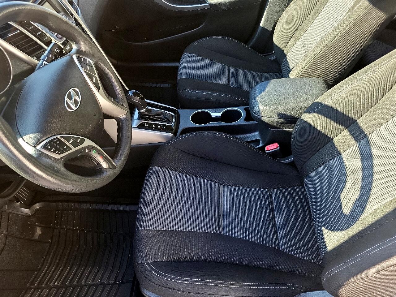 Hyundai Elantra GT Auto 2017