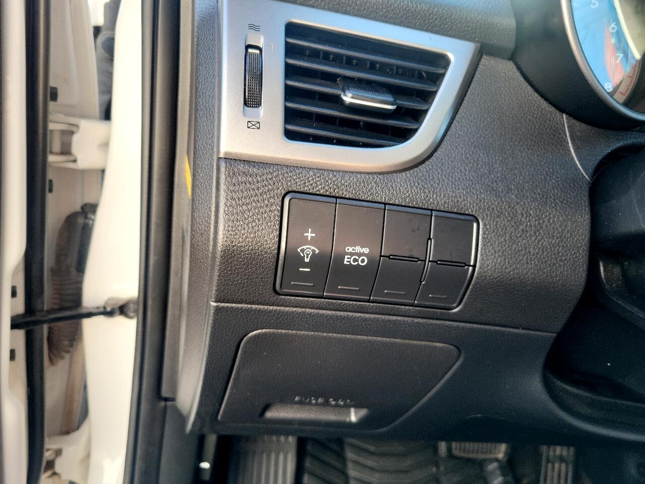 Hyundai Elantra GT Auto 2017