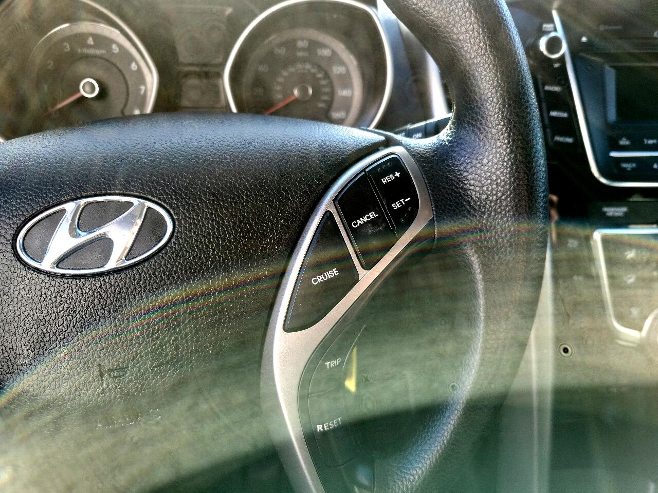 Hyundai Elantra GT Auto 2017