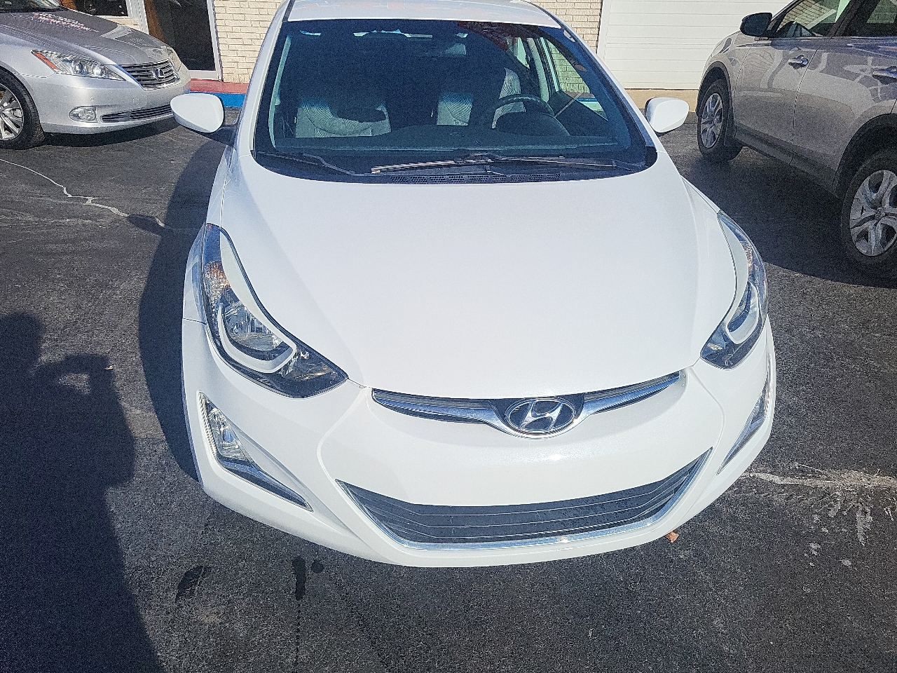 Hyundai ELANTRA GLS/SE/  2016
