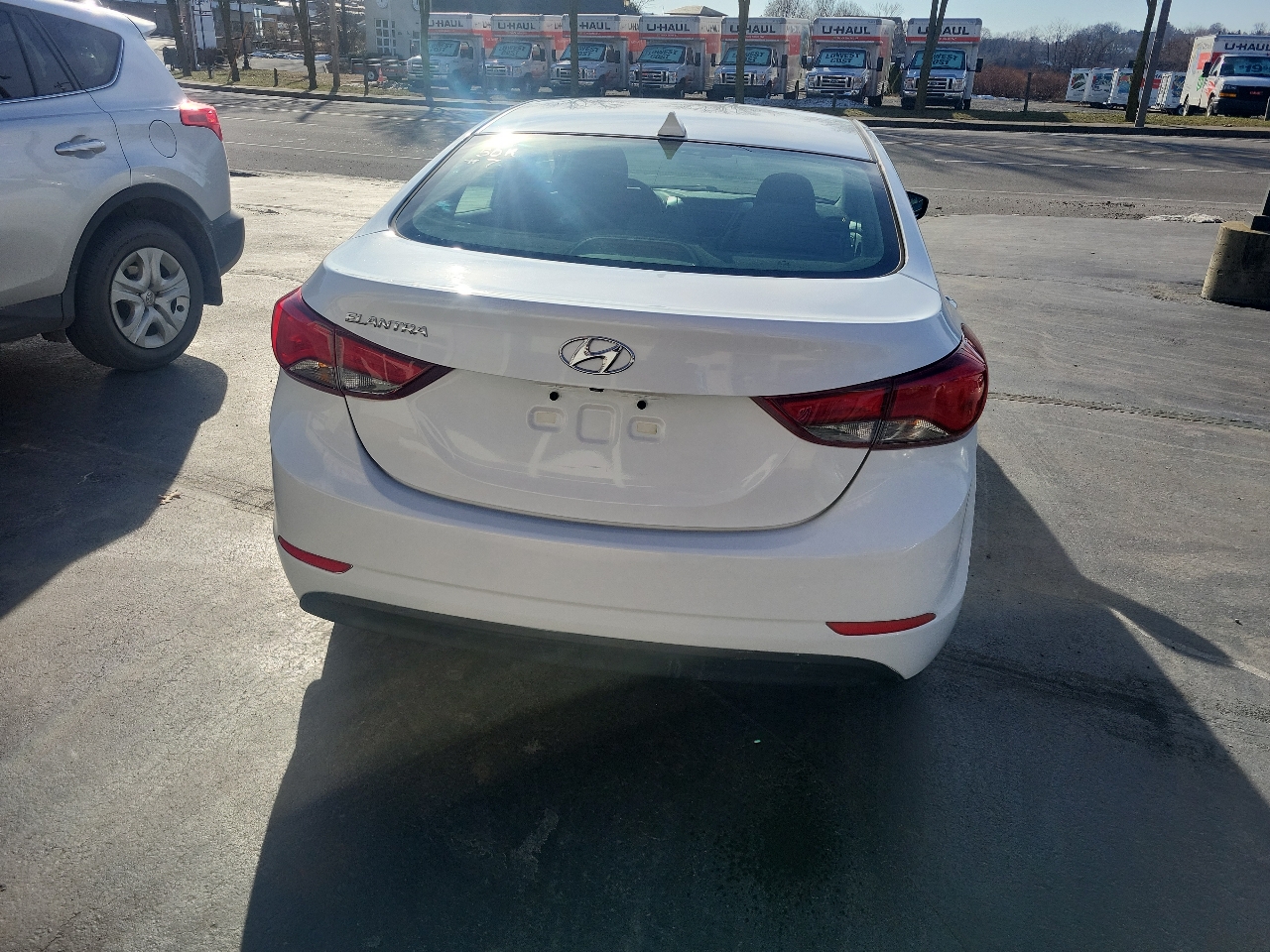 Hyundai ELANTRA GLS/SE/  2016